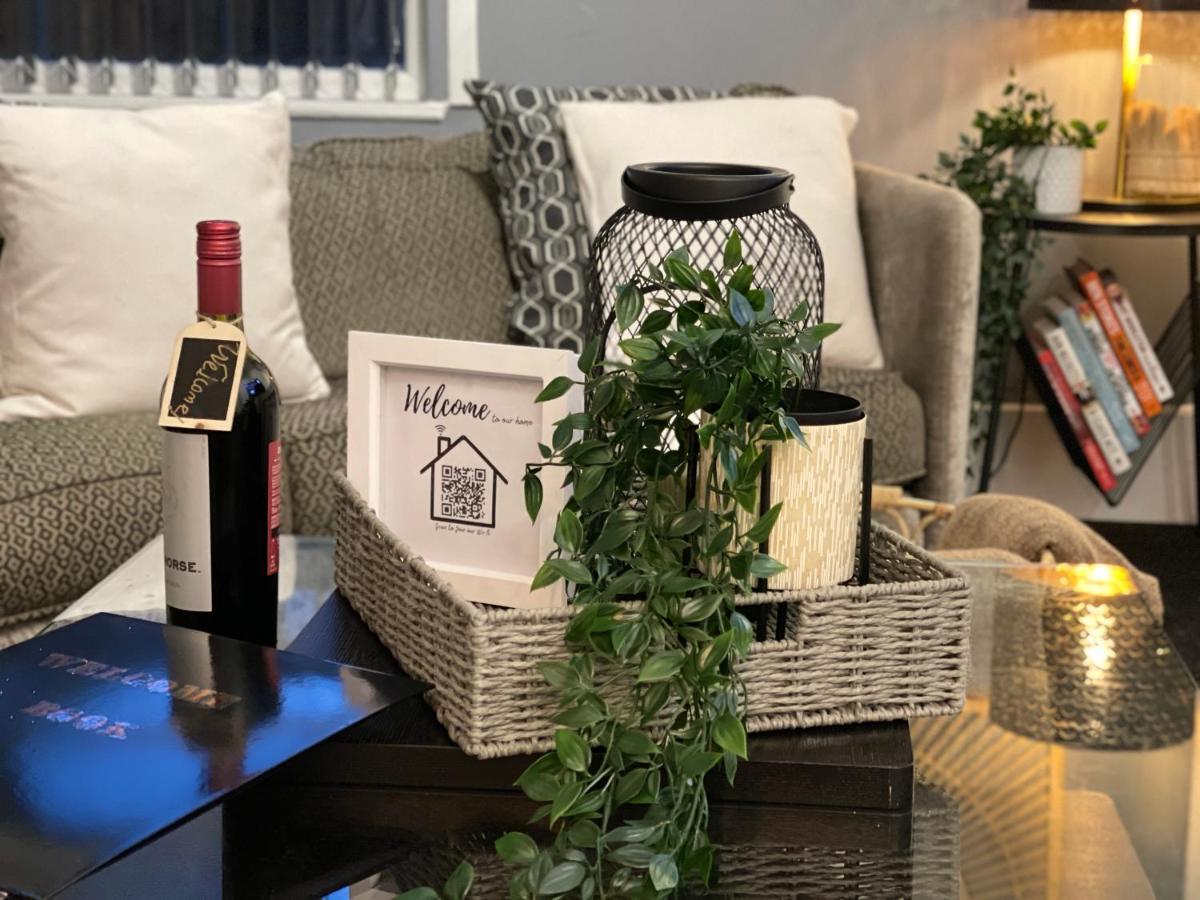 Urban 3 Bedroom Home In Kings Heath-Great Location Birmingham Kültér fotó