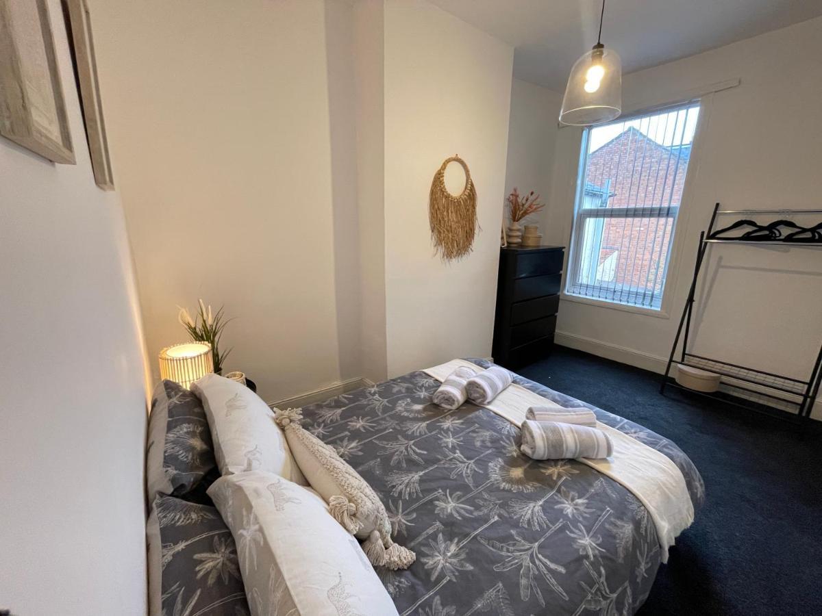 Urban 3 Bedroom Home In Kings Heath-Great Location Birmingham Kültér fotó
