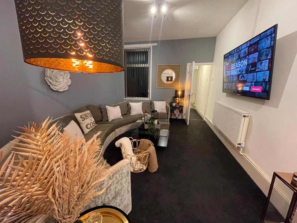 Urban 3 Bedroom Home In Kings Heath-Great Location Birmingham Kültér fotó
