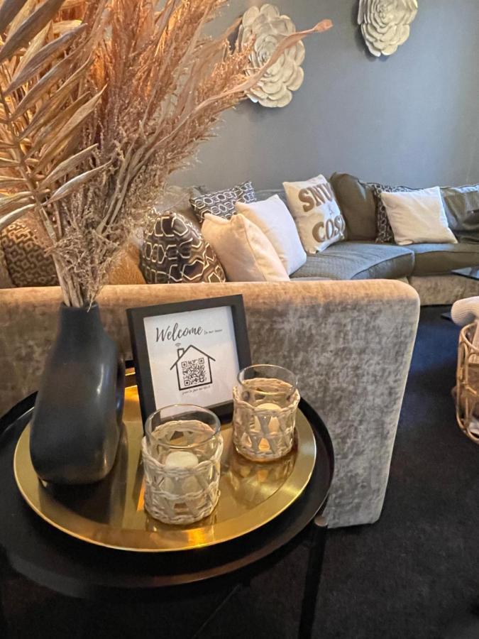Urban 3 Bedroom Home In Kings Heath-Great Location Birmingham Kültér fotó
